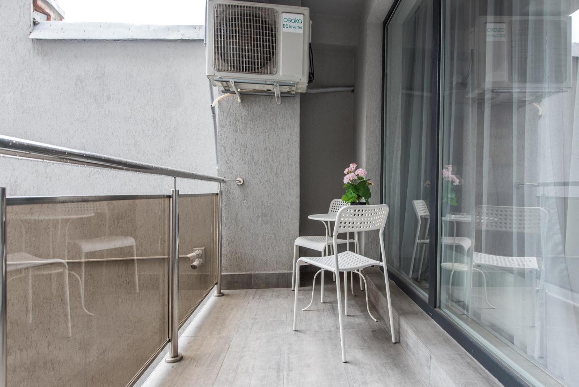 Bucharest Central Apartments - Shabbat Friendly المظهر الخارجي الصورة